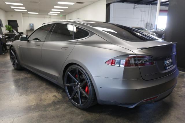 2015 Tesla Model S P85D