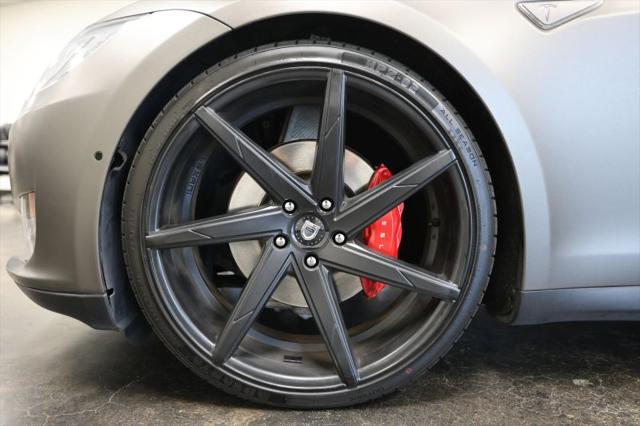 2015 Tesla Model S P85D
