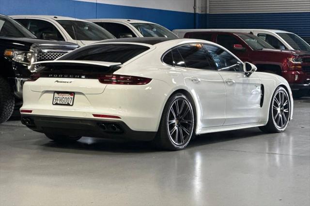 2019 Porsche Panamera E-Hybrid 4