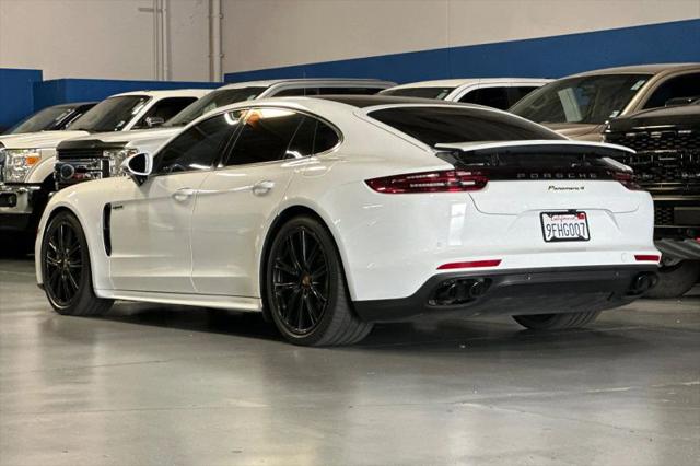 2019 Porsche Panamera E-Hybrid 4