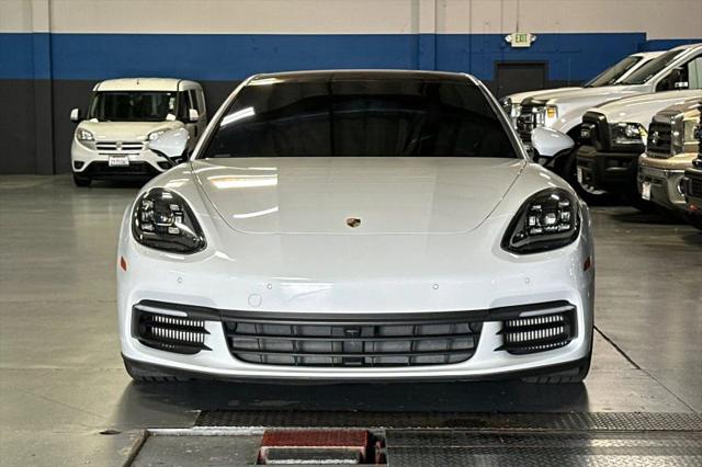 2019 Porsche Panamera E-Hybrid 4