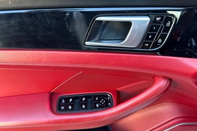 2019 Porsche Panamera E-Hybrid 4