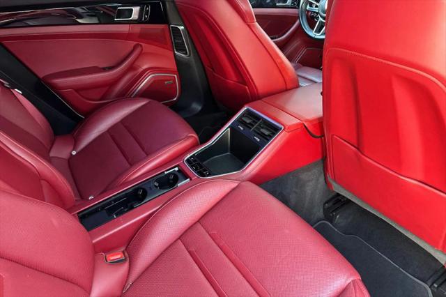 2019 Porsche Panamera E-Hybrid 4