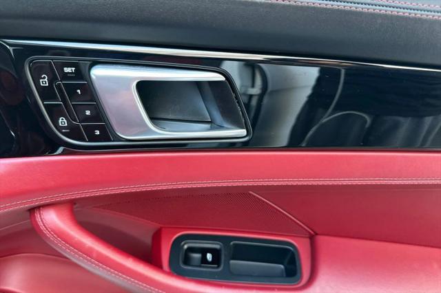 2019 Porsche Panamera E-Hybrid 4