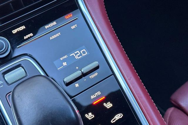 2019 Porsche Panamera E-Hybrid 4