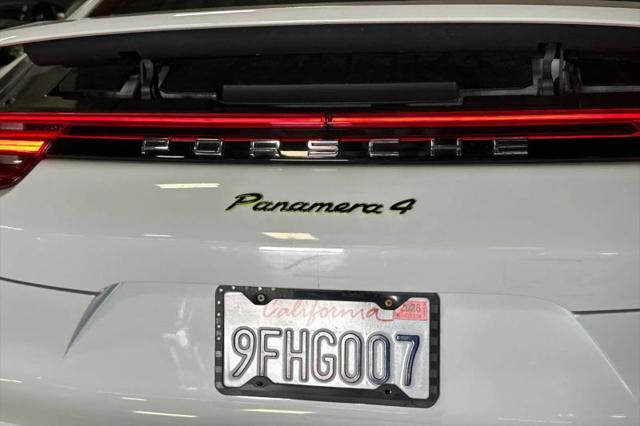 2019 Porsche Panamera E-Hybrid 4