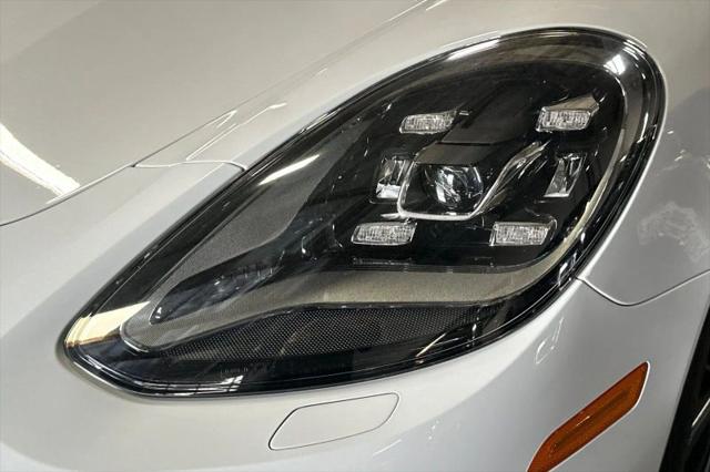 2019 Porsche Panamera E-Hybrid 4