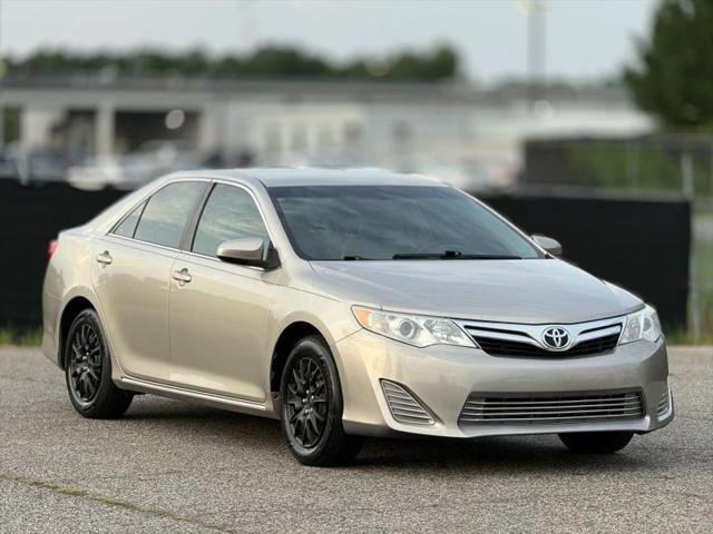 2014 Toyota Camry LE for sale in Lawrenceville, GA
