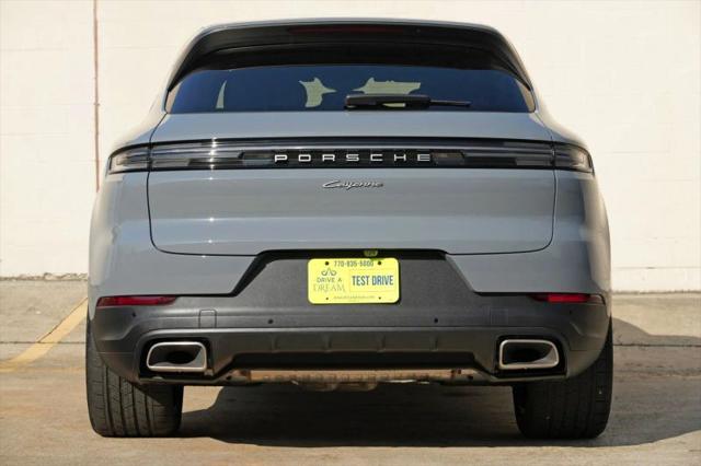 2025 Porsche Cayenne E-Hybrid E