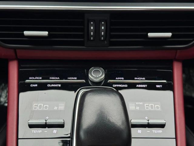 2023 Porsche Cayenne GTS