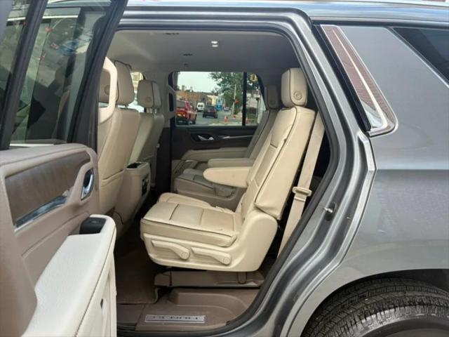 2022 GMC Yukon 4WD Denali
