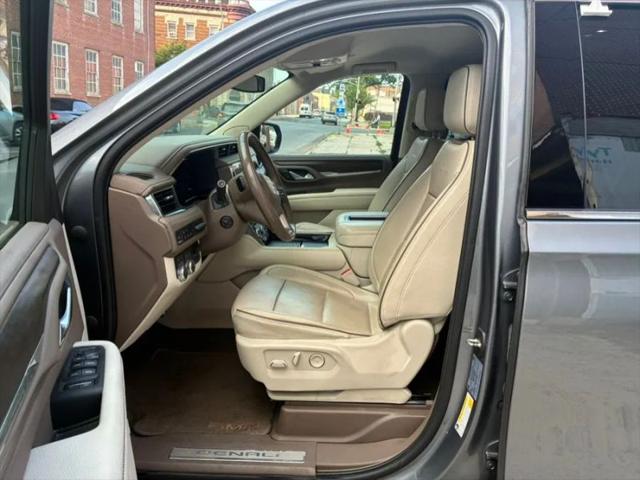 2022 GMC Yukon 4WD Denali