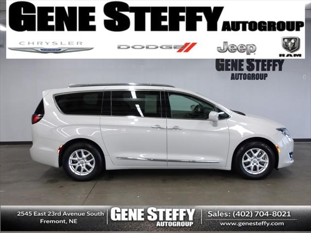 2020 Chrysler Pacifica Touring L for sale in Fremont, NE
