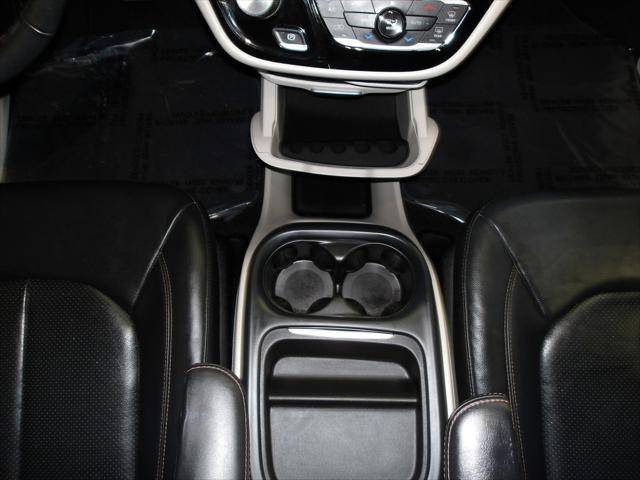 2020 Chrysler Pacifica Touring L