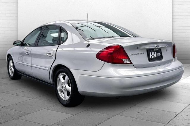 2003 Ford Taurus 4dr Sdn SES Standard