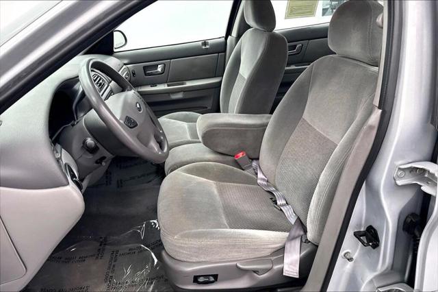 2003 Ford Taurus 4dr Sdn SES Standard