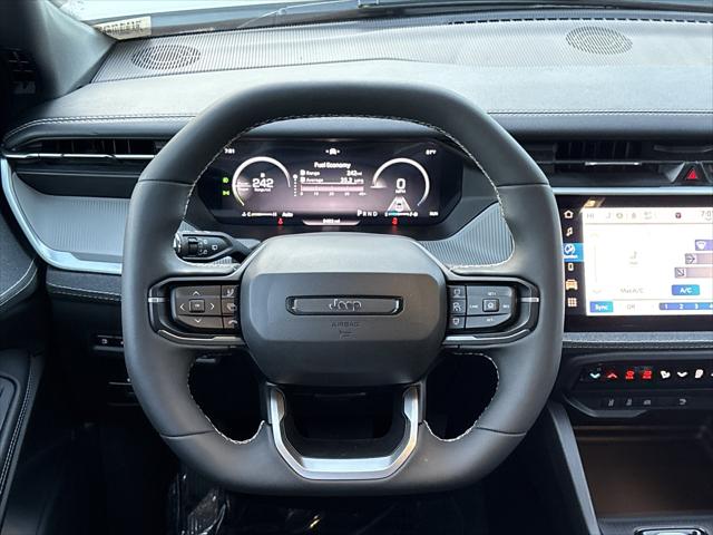 2026 Jeep Cherokee Laredo 4x4