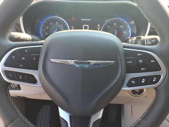 2024 Chrysler Pacifica Limited AWD