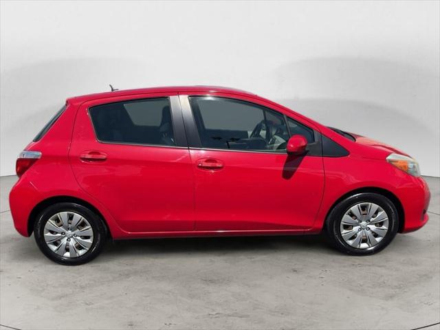 2012 Toyota Yaris LE 2012 Toyota Yaris LE