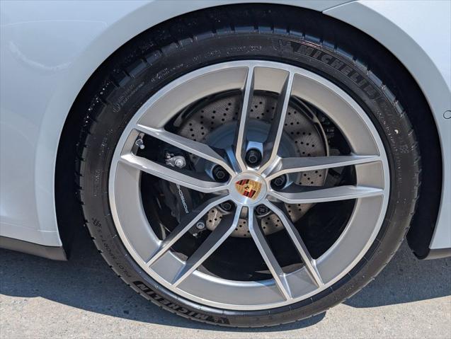 2026 Porsche 911 Carrera