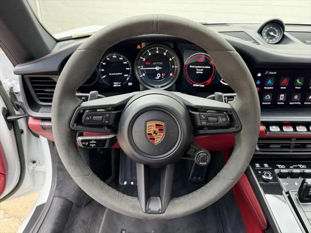 2022 Porsche 911 Carrera 4 GTS