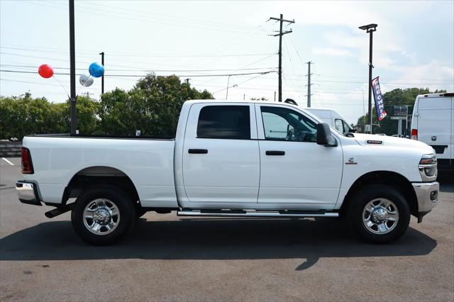 2025 Ram 2500 Tradesman Crew Cab 4x4 64 Box