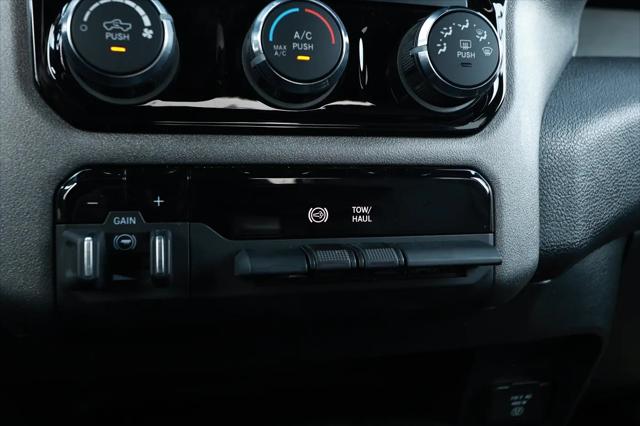 2025 Ram 2500 Tradesman Crew Cab 4x4 64 Box