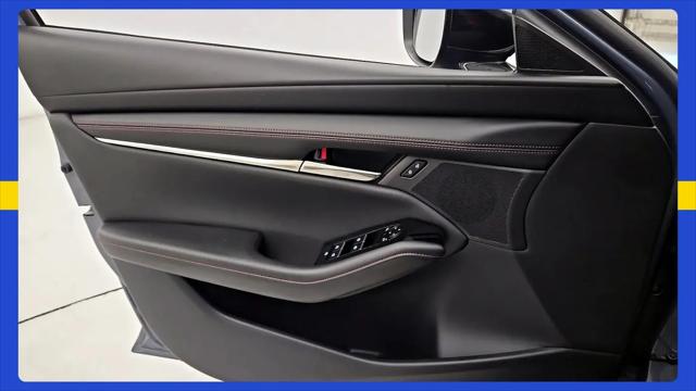 2025 Mazda Mazda3 2.5 S Carbon Edition