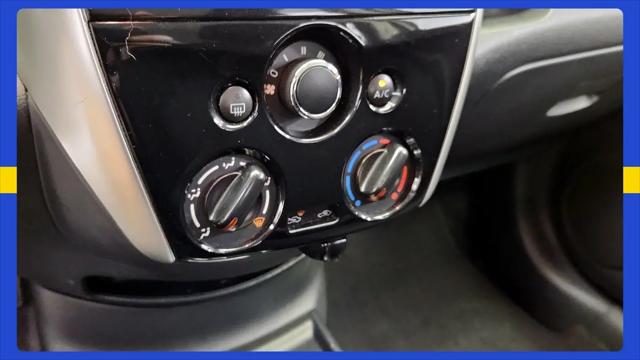 2016 Nissan Versa Note S (SR)