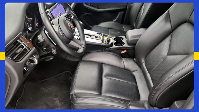 2023 Porsche Macan Macan