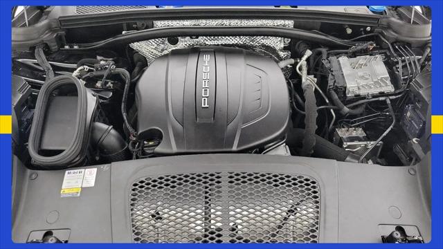 2021 Porsche Macan Macan