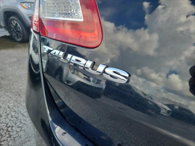 2017 Ford Taurus Limited