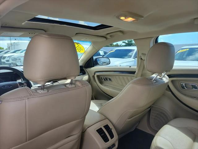 2017 Ford Taurus Limited