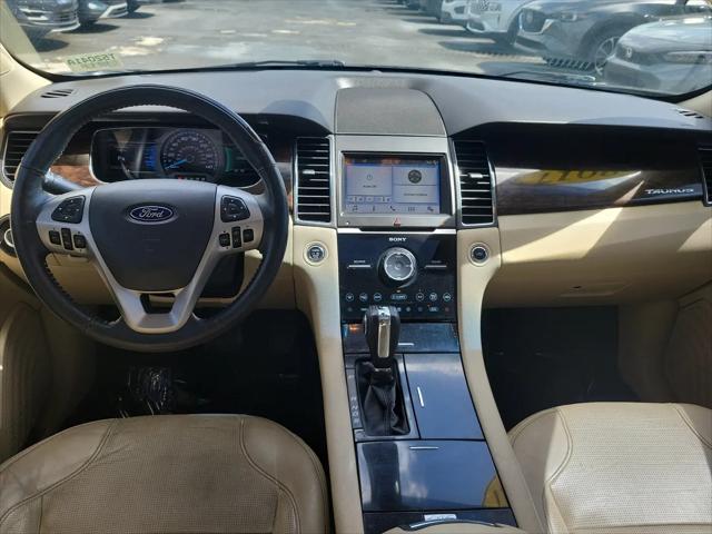 2017 Ford Taurus Limited