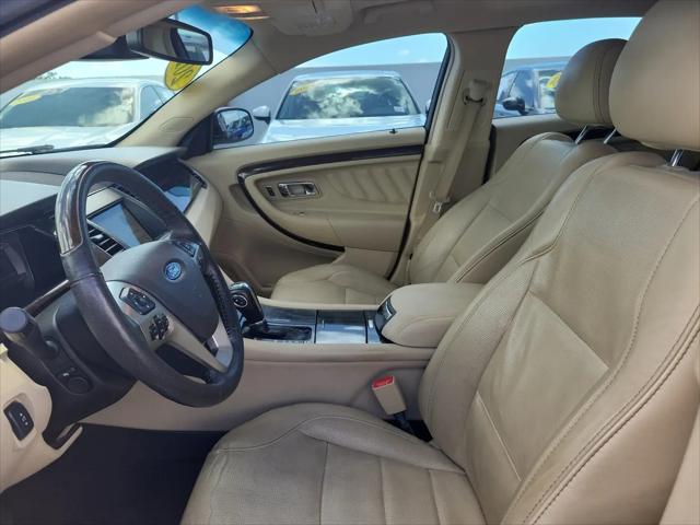 2017 Ford Taurus Limited