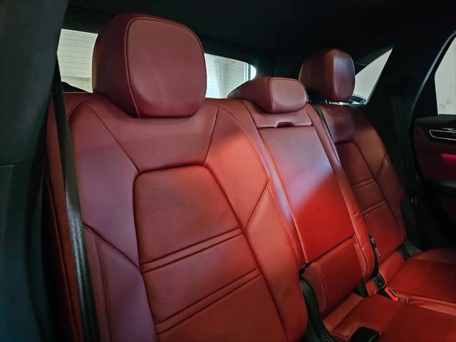 2019 Porsche Cayenne Cayenne