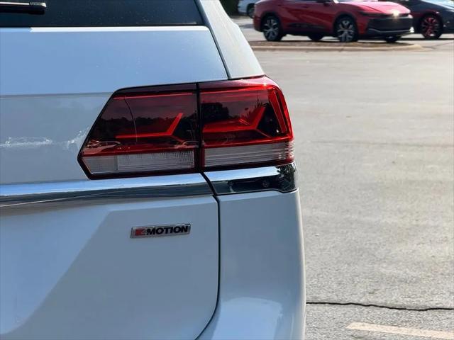 2021 Volkswagen Atlas 3.6L V6 SE w/Technology R-Line