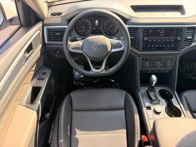 2021 Volkswagen Atlas 3.6L V6 SE w/Technology R-Line