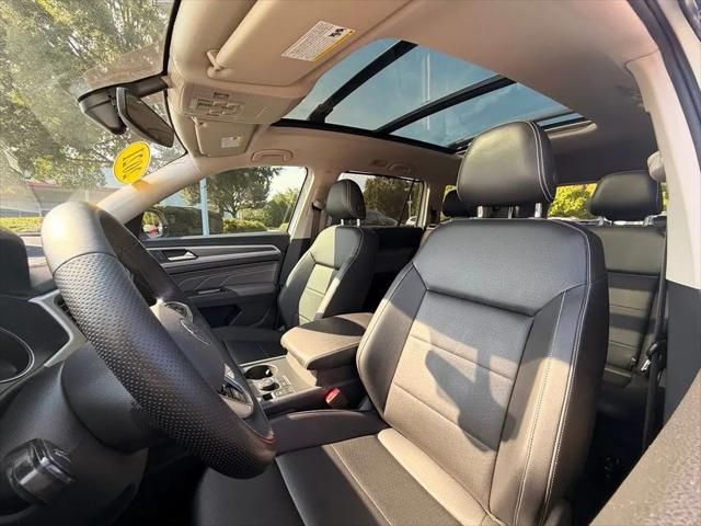 2021 Volkswagen Atlas 3.6L V6 SE w/Technology R-Line