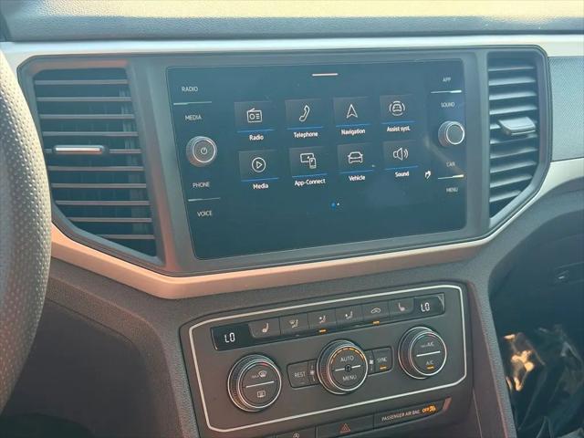 2021 Volkswagen Atlas 3.6L V6 SE w/Technology R-Line
