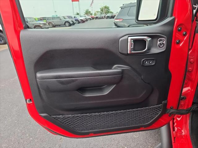 2023 Jeep Gladiator Sport