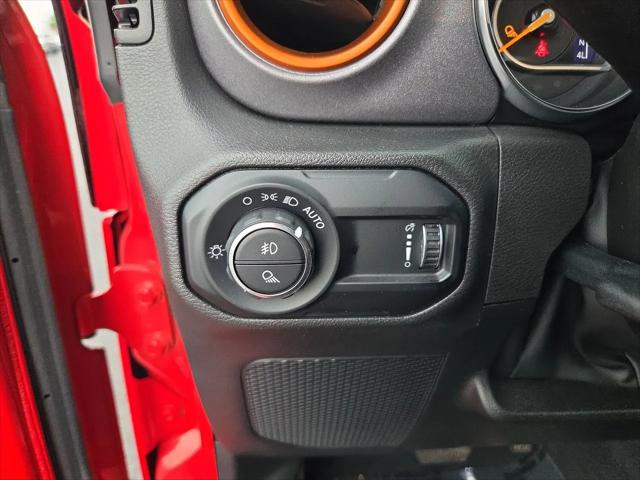 2023 Jeep Gladiator Sport