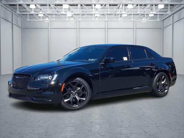 2023 Chrysler 300 Touring