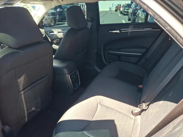2023 Chrysler 300 Touring