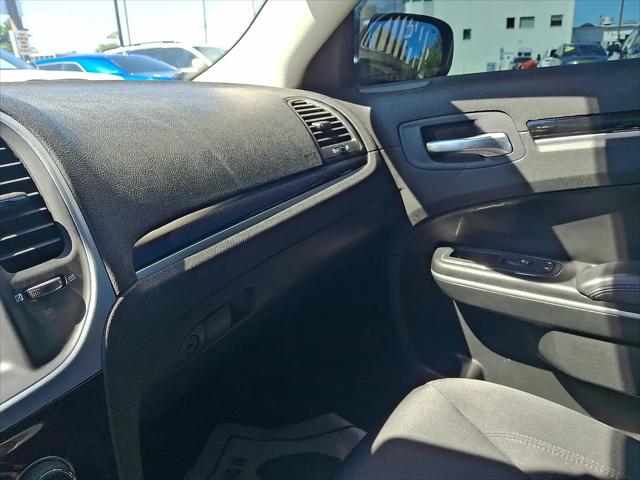 2023 Chrysler 300 Touring