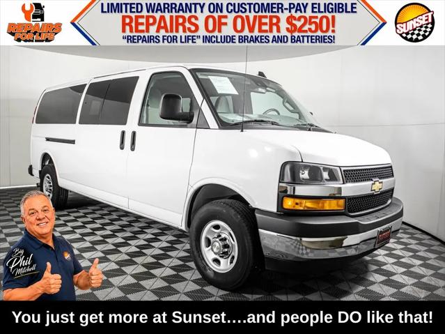 2022 Chevrolet Express Passenger RWD 3500 Extended Wheelbase LT for sale in Sumner, WA
