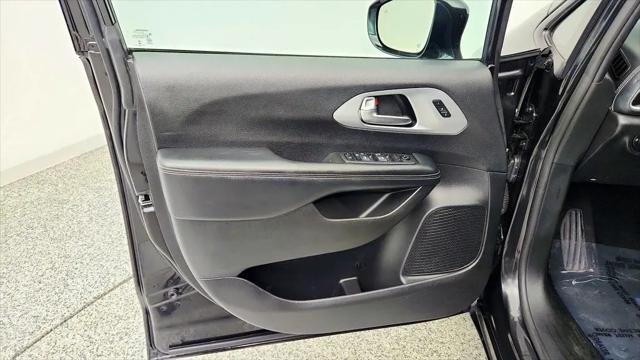 2021 Chrysler Pacifica Touring L AWD