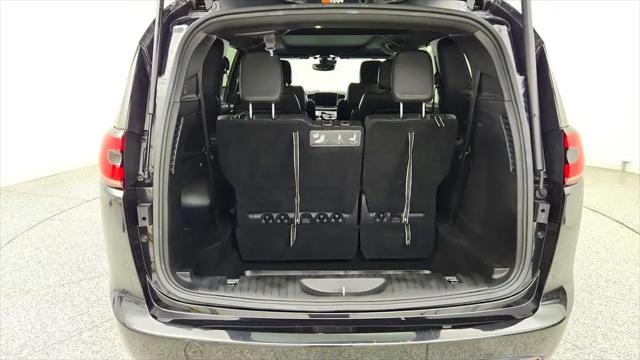 2021 Chrysler Pacifica Touring L AWD
