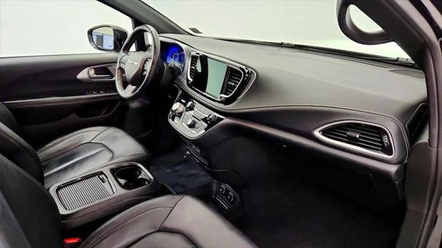 2021 Chrysler Pacifica Touring L AWD