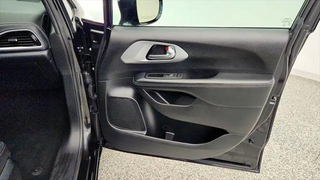 2021 Chrysler Pacifica Touring L AWD